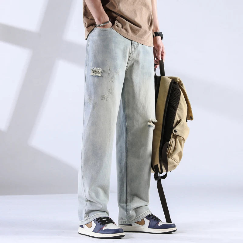 Wade Distressed Jeans