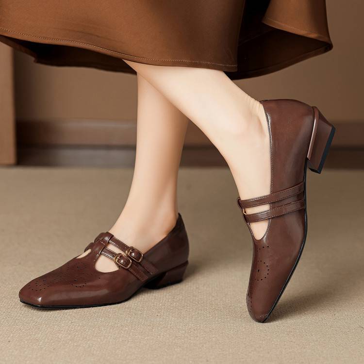 Savannah Mary Jane Pumps
