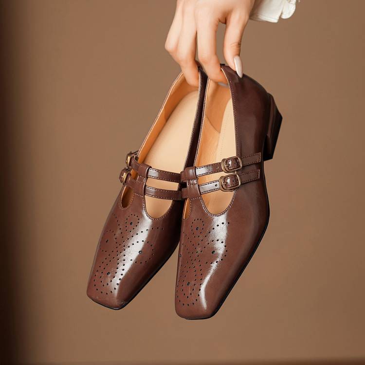 Savannah Mary Jane Pumps