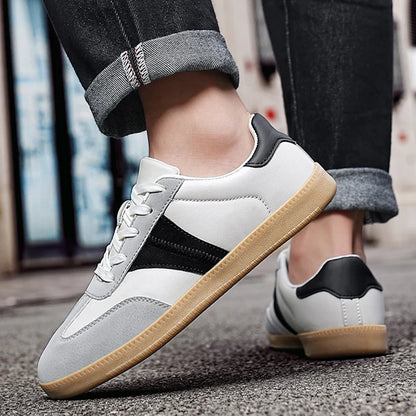Roberto Low-Top Sneakers