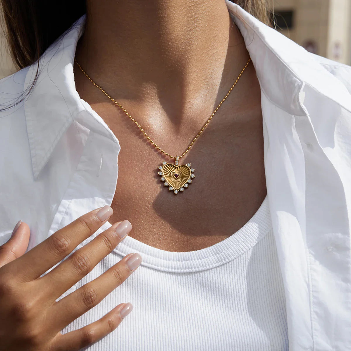 Amore Halo Heart Necklace