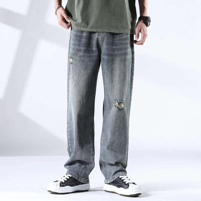 Wade Distressed Jeans