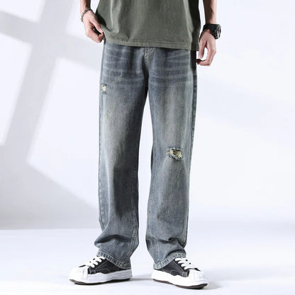 Wade Distressed Jeans