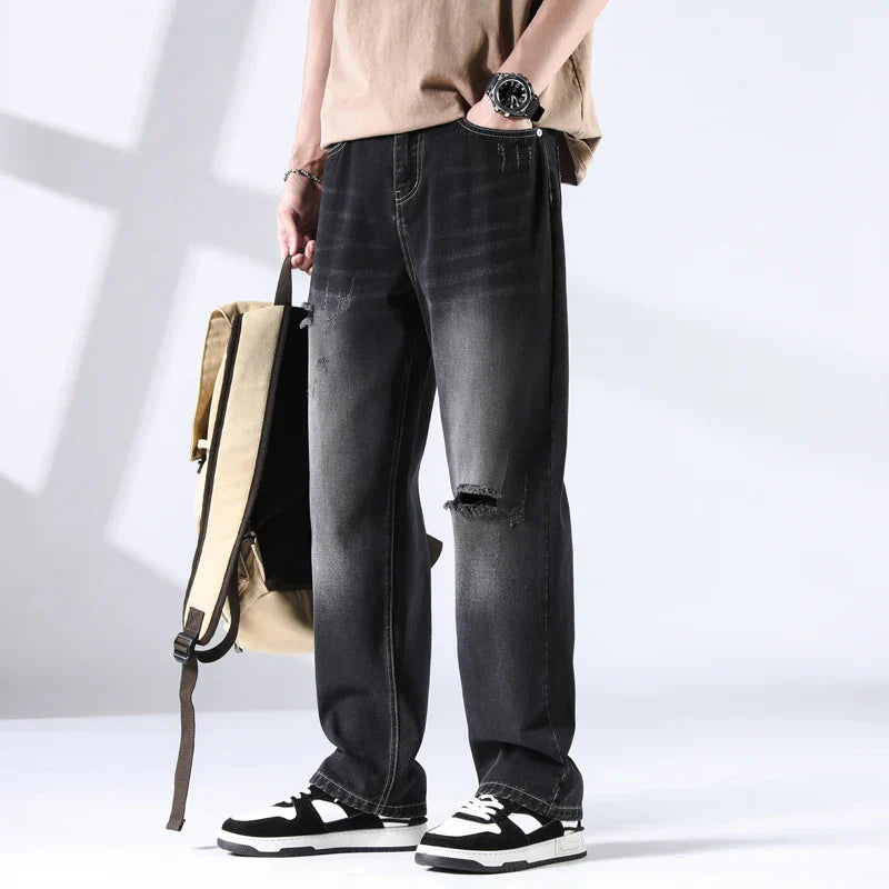 Wade Distressed Jeans
